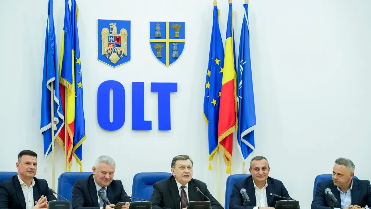 Antonescu, reacţie după întâlnirea Ciolacu-Lasconi: „Eu cred că nu e cazul să se pună problema demisiei primului-ministru”