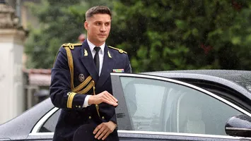 Veste proastă pentru admiratoare: „SPP-istul lui Nicușor” a fost retras